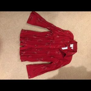 Stretchy embroidered top